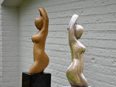 Passion in steen en brons
